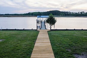 Riverfront Gem w/ Fire Pit in Eden