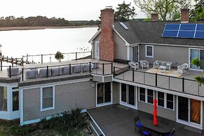 Riverfront Gem w/ Fire Pit in Eden