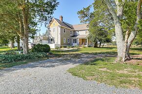 Riverfront Gem w/ Fire Pit in Eden