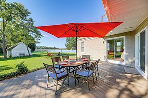 Riverfront Gem w/ Fire Pit in Eden