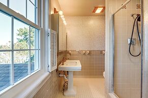 Riverfront Gem w/ Fire Pit in Eden