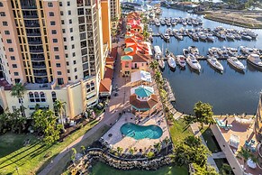 Walk to Marina + Restaurants: Cape Coral Escape
