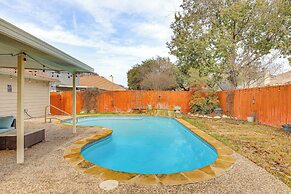 14 Mi to Dtwn San Antonio: Home w/ Pool & Yard