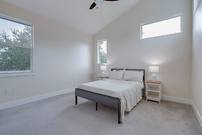 21 Mi to Dtwn: Spacious Home in Austin Suburbs!