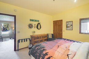 Walk to Dtwn Ketchum: Mtn-view Condo, Pool Access