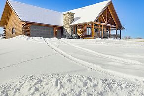 Log Home w/ Deck & Sunset Views: 19 Mi to Oconto!