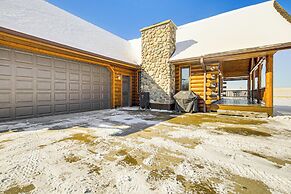 Log Home w/ Deck & Sunset Views: 19 Mi to Oconto!