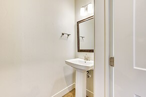 2 Mi to Dtwn: Dog-friendly Gem w/ Patio in Boise