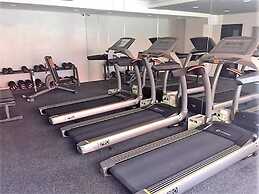 Araneta Cubao No Brown Outs 1BR Furnished Condo With Balcony Free Wifi