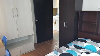 Araneta Cubao No Brown Outs 1BR Furnished Condo With Balcony Free Wifi