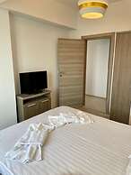 Infinity Summerland Apartment