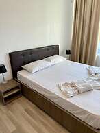 Infinity Summerland Apartment