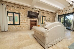 Olive Resort & Villas