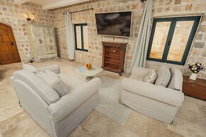 Olive Resort & Villas