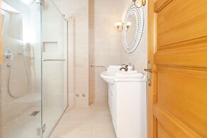 Olive Resort & Villas