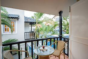 Emperor Ozran by Alaya Stays