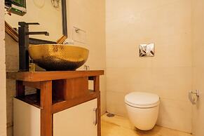 Emperor Ozran by Alaya Stays