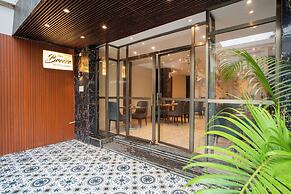 Emperor Ozran by Alaya Stays