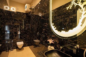 Emperor Ozran by Alaya Stays