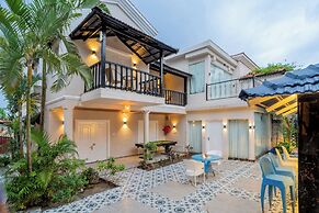 Emperor Ozran by Alaya Stays