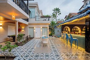 Emperor Ozran by Alaya Stays