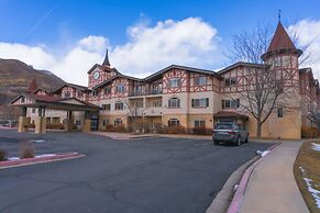 Villa 2055 2 Queen Beds - 1 Bedroom 1 Bath No Kitchen 1 Villa