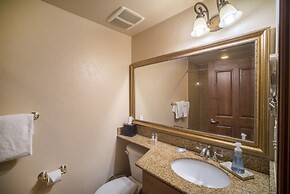 Villa 2059 2 Bed 2 Bath Full Kitchen 2 Bedroom Villa