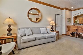 Villa 2057 2 Bed 2 Bath Full Kitchen 2 Bedroom Villa