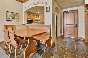 Villa 2057 2 Bed 2 Bath Full Kitchen 2 Bedroom Villa