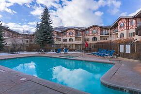 Villa 2057 2 Bed 2 Bath Full Kitchen 2 Bedroom Villa