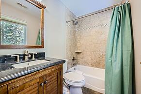 Moon Creek Cabin 2 Bedroom Cabin