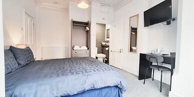 The Burford Hideaway