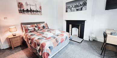 The Burford Hideaway