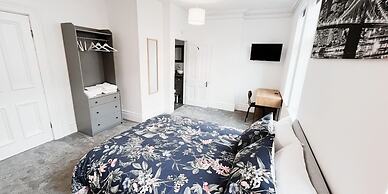 The Burford Hideaway