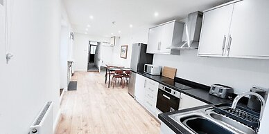 The Burford Hideaway