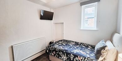 The Burford Hideaway