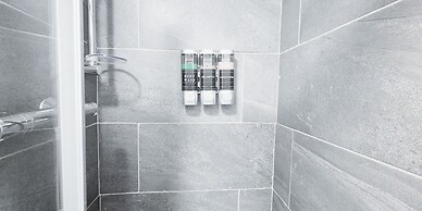 The Burford Hideaway