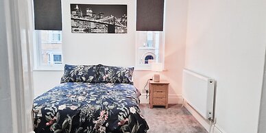 The Burford Hideaway