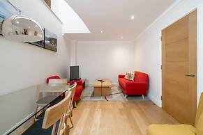Great flat near St Pauls Cathedral