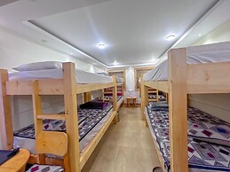 Rozana Retreat
