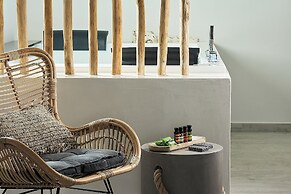 Nirome Luxury Suites