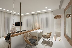 Nirome Luxury Suites