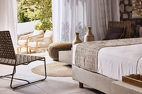 Nirome Luxury Suites