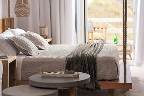 Nirome Luxury Suites