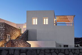 Nirome Luxury Suites