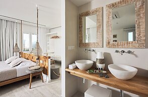 Nirome Luxury Suites