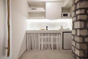 Nirome Luxury Suites