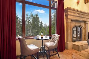Star Haven Retreat 5 BDR Stunner!