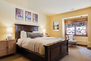 Star Haven Retreat 5 BDR Stunner!
