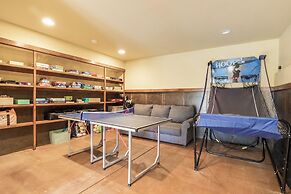 Star Haven Retreat 5 BDR Stunner!